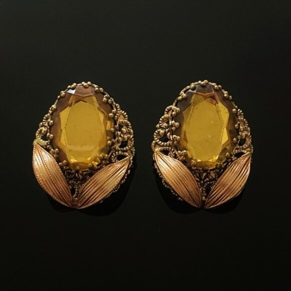 ✨Gorgeous Signed West Germany Clip On Earrings - Picture 1 of 2